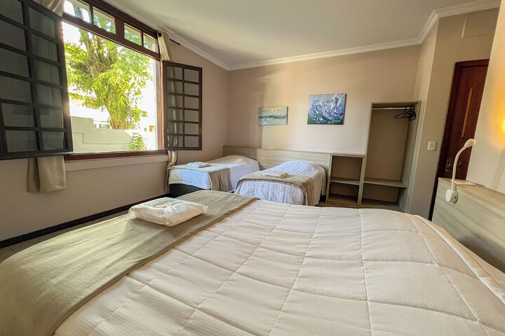 Room 80 of 206