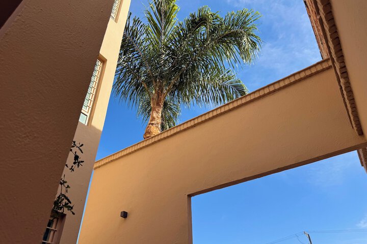Hotel 64 of 85