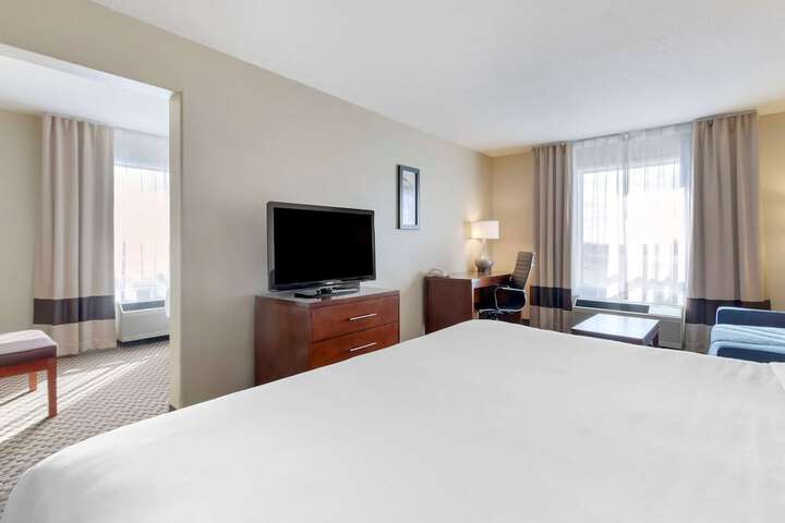 Room 25 of 47