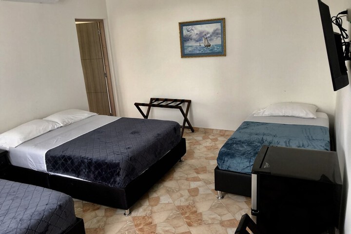 Room 26 of 59