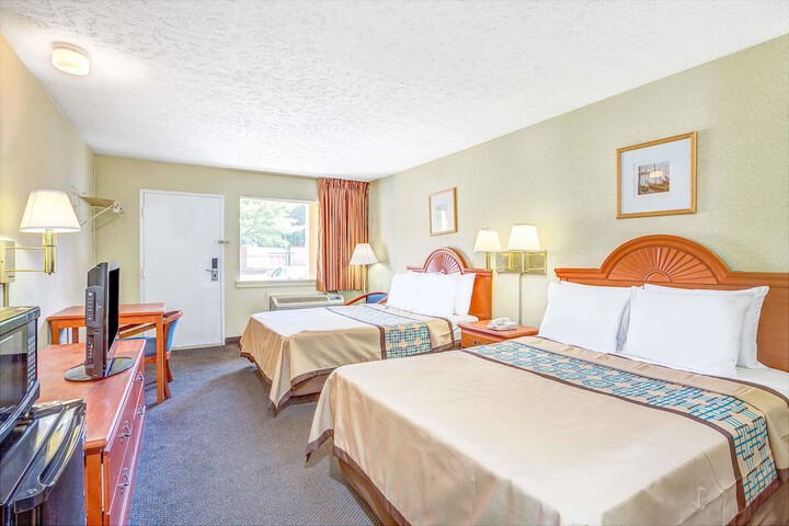 Double Accessible King Size Bed (3 of 7)