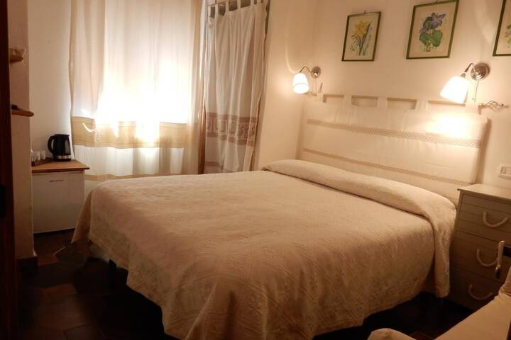Room 12 of 20
