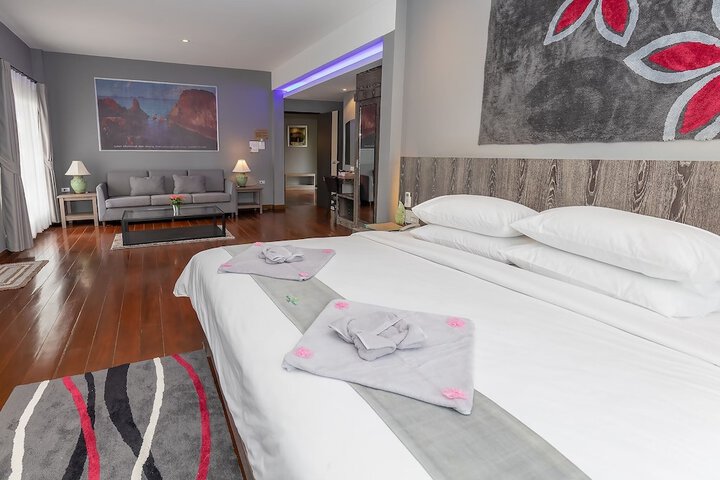 Room 21 of 75