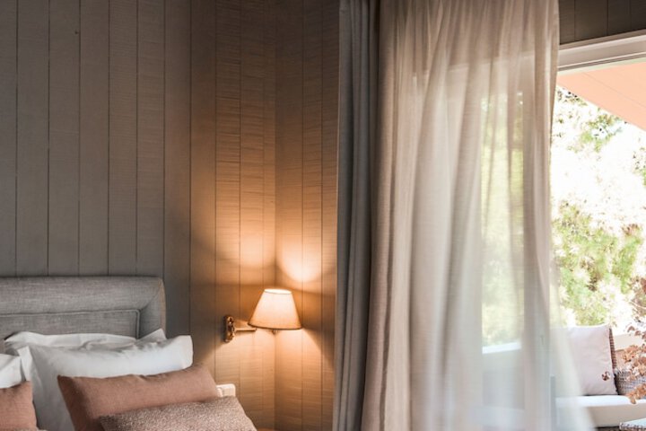 Room 4 of 29
