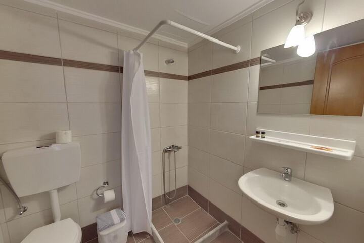 Clean Restrooms