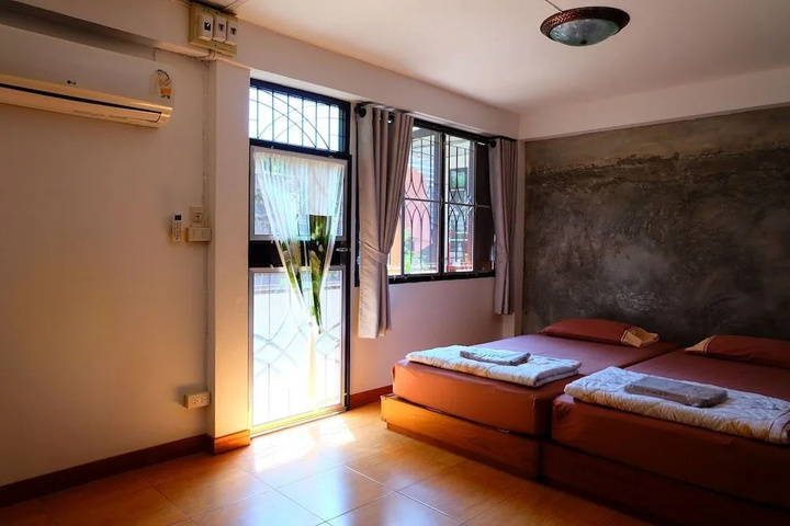 Room 2 of 13