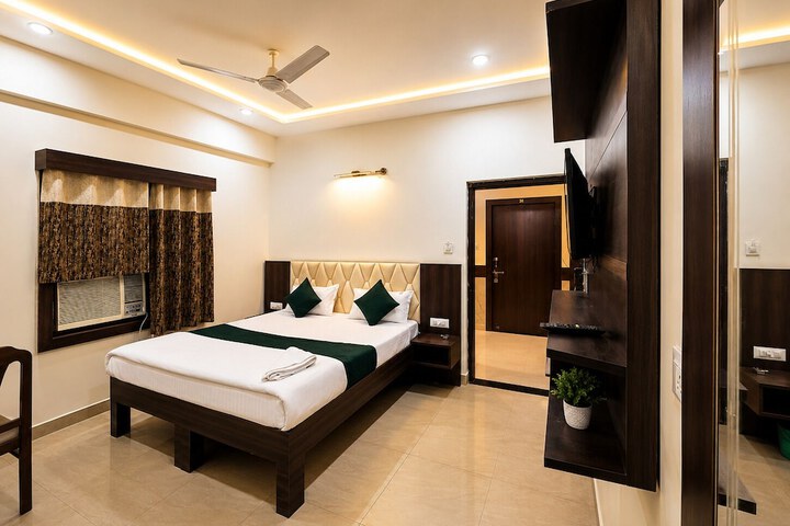 Room 18 of 30