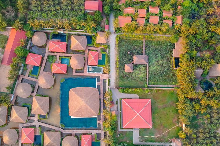 Floating Khmer Village Resort in Siem Reap