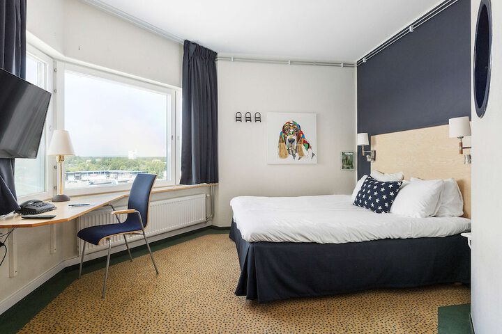 Room 20 of 82