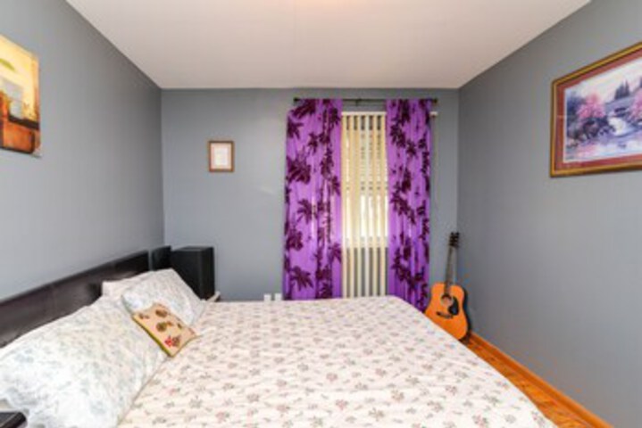 Room 16 of 18