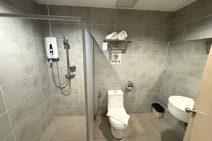 Bathroom Interior Photo