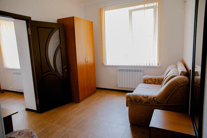 Room 21 of 36