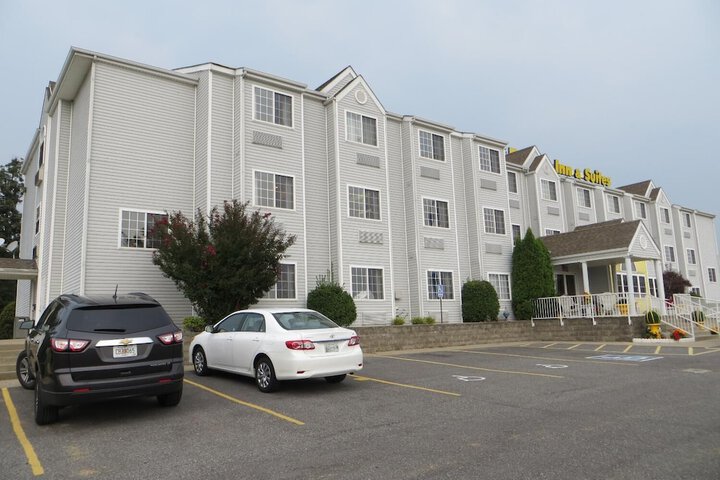 Hotel 33 of 33