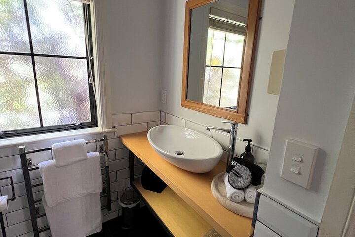 Room 53 of 83