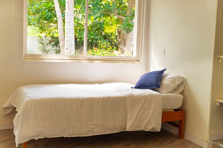 Room 12 of 26