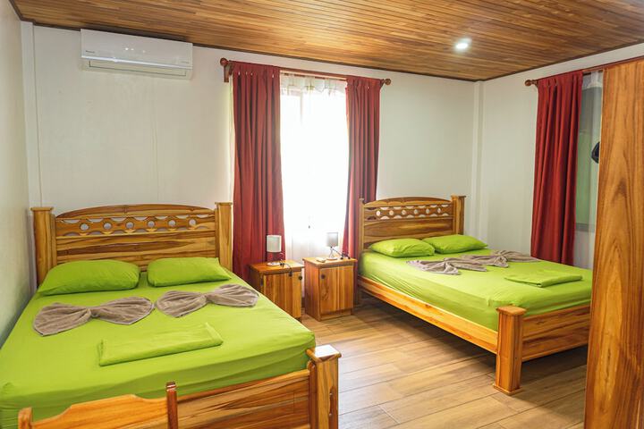 Room 14 of 107