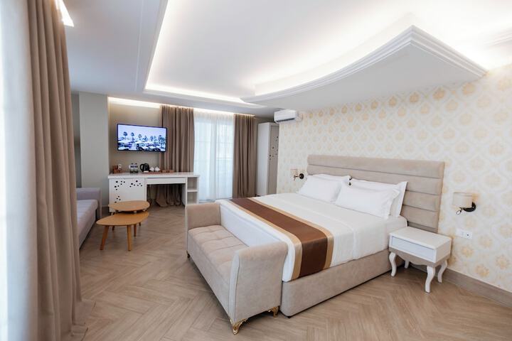 Room 18 of 62