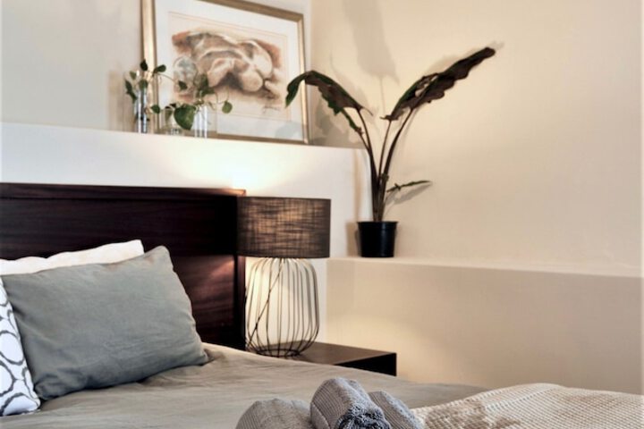 Room 2 of 23
