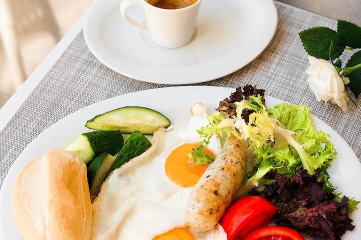 Breakfast/Coffee Service 120 of 146