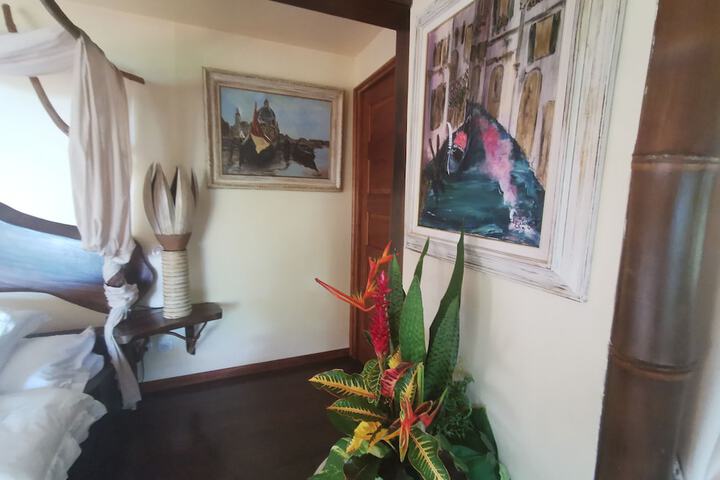 Room 10 of 404