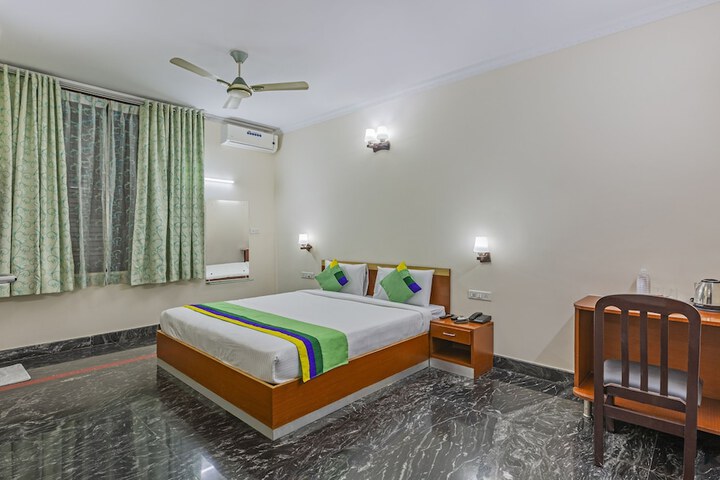 Treebo Akshaya Residency