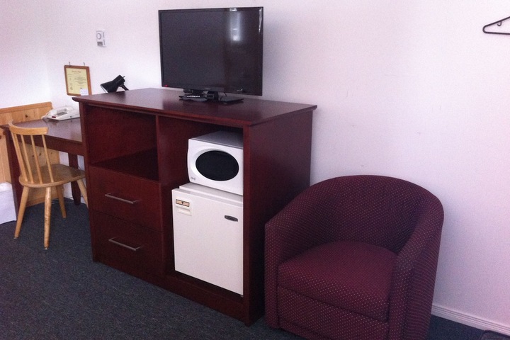 Room 10 of 62
