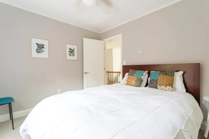 Room 3 of 19