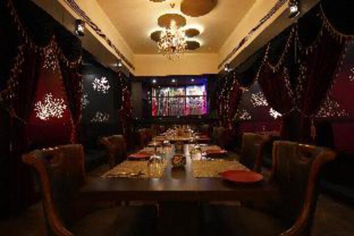Dining 3 of 20
