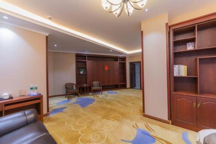 Qing Shui Hotel