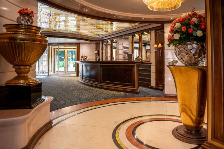 Guest Lobby