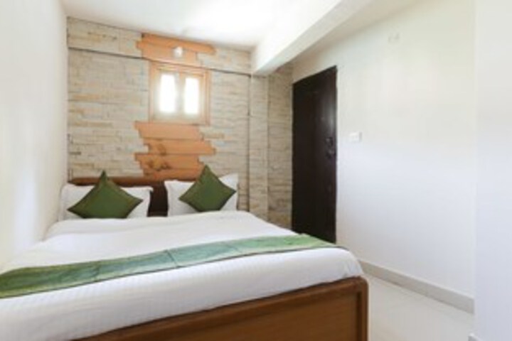 Room 43 of 52