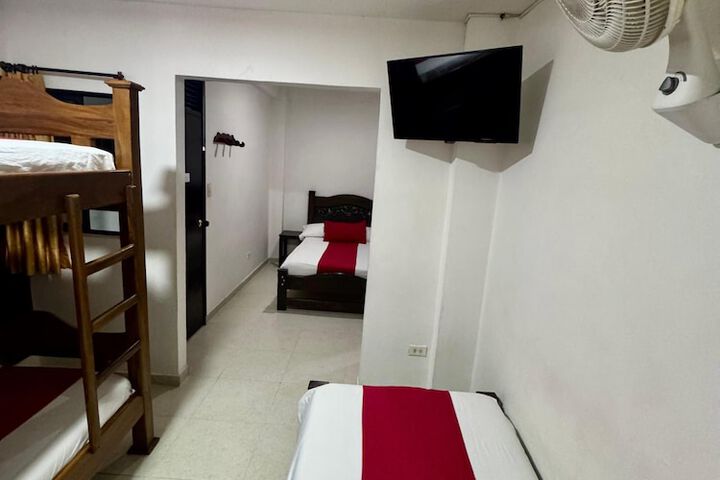 Room 7 of 49