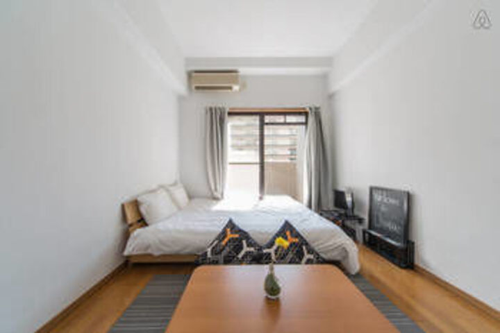 Room 47 of 182
