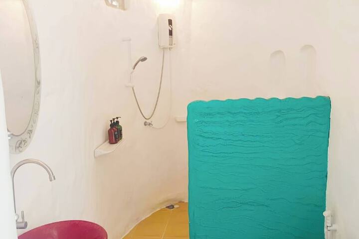 Room 41 of 44