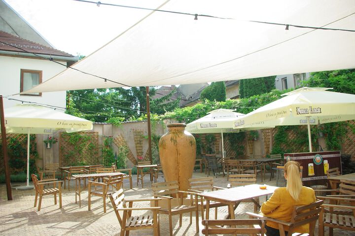 Terrace/Patio 38 of 40