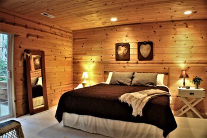 Room 40 of 46