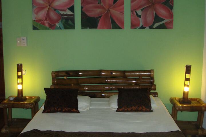 Room 10 of 81