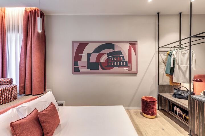 Room 15 of 72