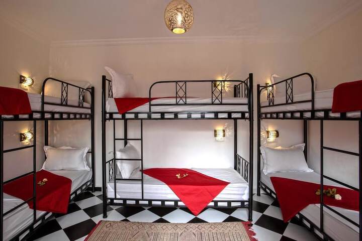 Room 14 of 43