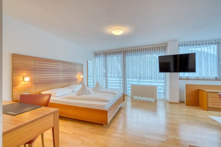 Room 19 of 116