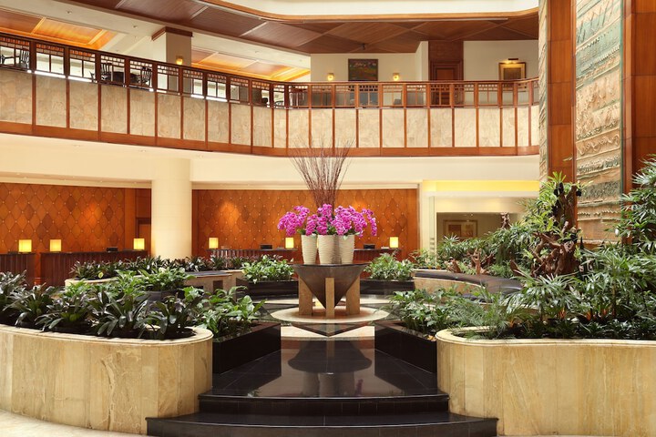 Lobby Entry