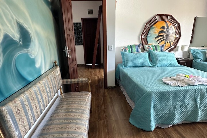 Room 118 of 180