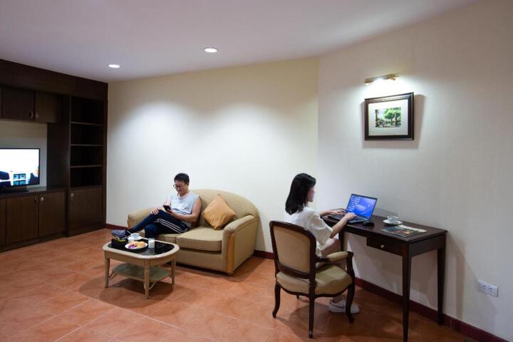 Photo 25