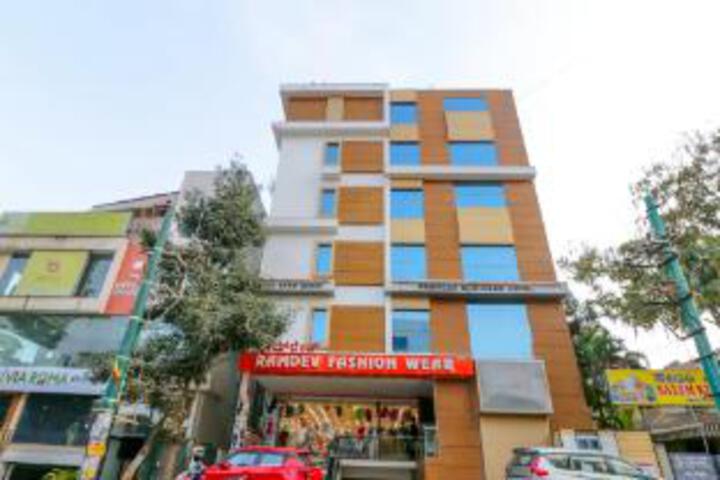 Hero Image 1 of 19