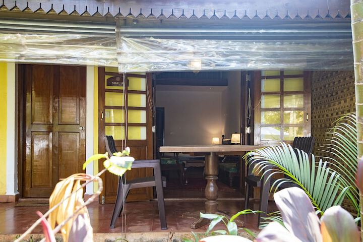 Room 44 of 162
