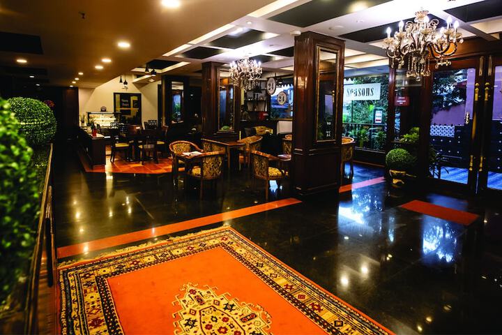 Hotel 2 of 81