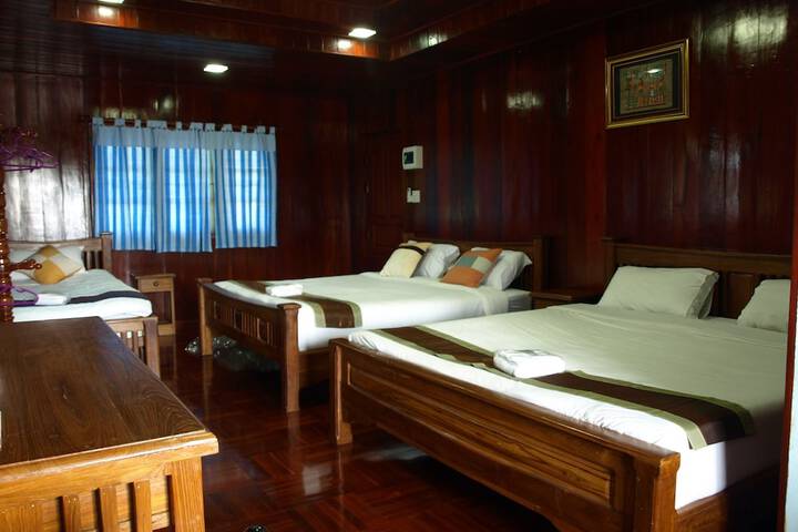 Room 15 of 82