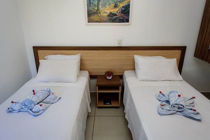 Room 8 of 27