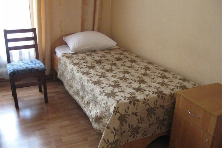 Room 35 of 89