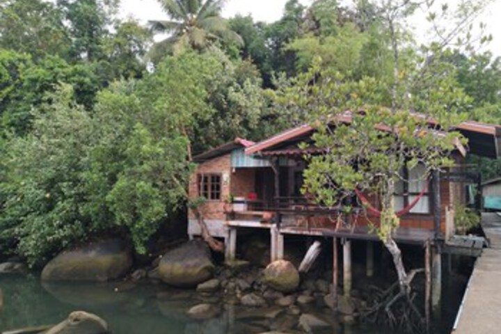 Ban Raw Homestay